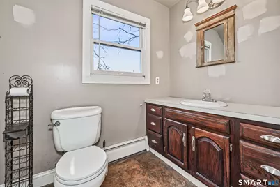 154 Leffingwell Avenue, Waterbury, CT 06710 - Photo 21