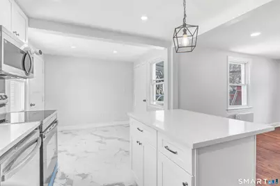 8 River Road, East Haven, CT 06512 - Photo 17