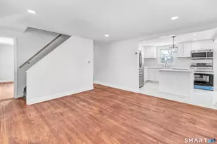 8 River Rd, East Haven, CT 06512 - Photo 5