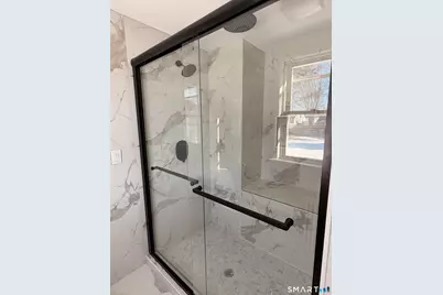 8 River Road, East Haven, CT 06512 - Photo 9