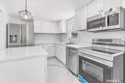 8 River Road, East Haven, CT 06512 - Photo 11