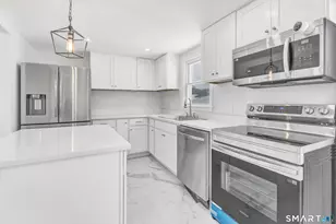 8 River Rd, East Haven, CT 06512 - Photo 11