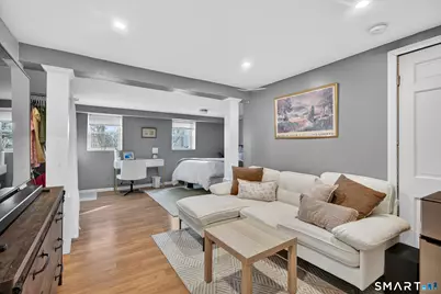 563 Lakeside Drive, Bridgeport, CT 06606 - Photo 21