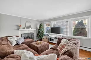 563 Lakeside Dr, Bridgeport, CT 06606 - Photo 5