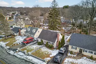 563 Lakeside Dr, Bridgeport, CT 06606 - Photo 27