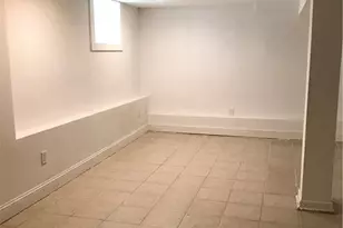 42 Weed Hill Ave, Stamford, CT 06907 - Photo 13