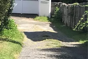 42 Weed Hill Ave, Stamford, CT 06907 - Photo 25