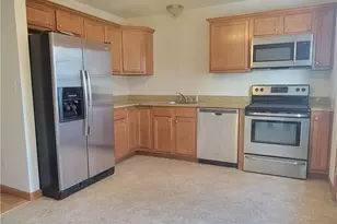 21 Bellevue Ave, Vernon, CT 06066 - Photo 3