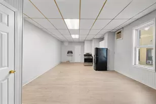 74 Holmes Ave, Waterbury, CT 06710 - Photo 11