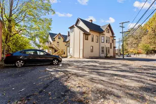 74 Holmes Ave, Waterbury, CT 06710 - Photo 25