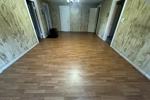 74 Holmes Ave, Waterbury, CT 06710 - Photo 5