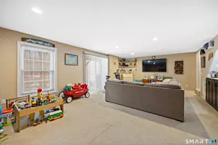 186 Foxbridge Village Rd, Branford, CT 06405 - Photo 23