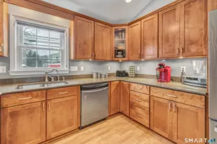 234 Pond Point Ave, Milford, CT 06460 - Photo 9