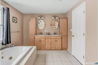 234 Pond Point Avenue, Milford, CT 06460 - Photo 19