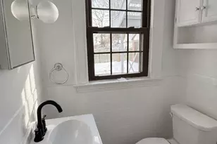 40 Rogers St, Branford, CT 06405 - Photo 11