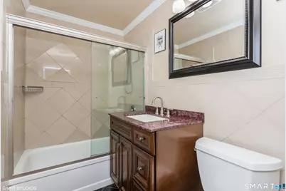 680 Queen Street, Bridgeport, CT 06606 - Photo 25