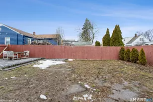 680 Queen St, Bridgeport, CT 06606 - Photo 33