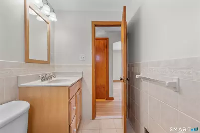 26 Knob Hill Drive, Hamden, CT 06518 - Photo 17