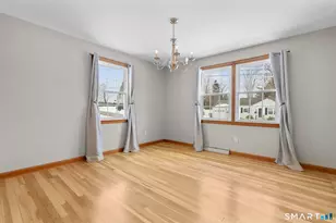 26 Knob Hill Dr, Hamden, CT 06518 - Photo 9