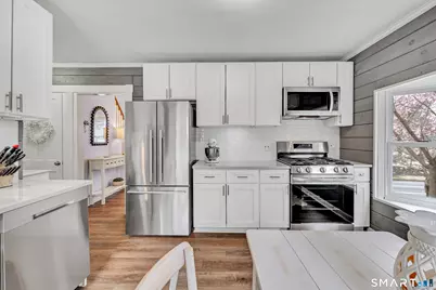 132 Pequot Avenue, Fairfield, CT 06890 - Photo 9