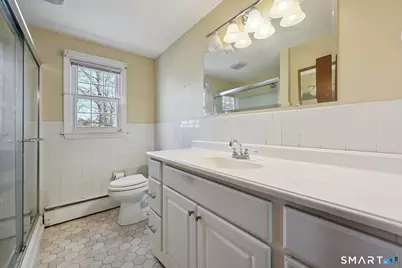 32 Lexington Circle, Newington, CT 06111 - Photo 17