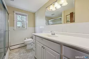 32 Lexington Cir, Newington, CT 06111 - Photo 17