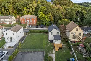 634 Newhall St, Hamden, CT 06517 - Photo 27