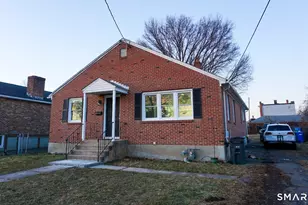 28 Bolton St, Hartford, CT 06114 - Photo 1