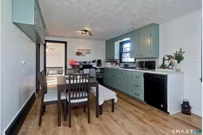 15 Sun Street, Enfield, CT 06082 - Photo 17