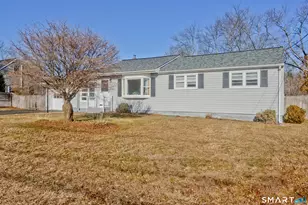 15 Sun St, Enfield, CT 06082 - Photo 5