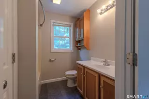 29 Prospect St, Putnam, CT 06260 - Photo 11