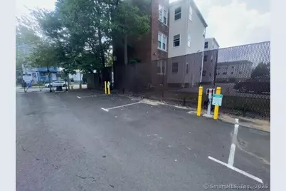 873 West Boulevard #310, Hartford, CT 06105 - Photo 9