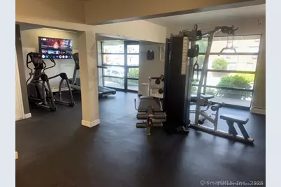 873 West Boulevard #310, Hartford, CT 06105 - Photo 5