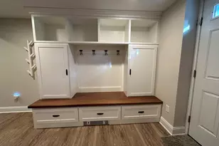 2 Hurd St, Shelton, CT 06484 - Photo 7