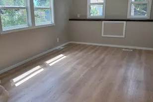 133 West Main St, Clinton, CT 06413 - Photo 5