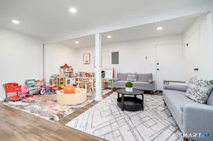 69 Maple Tree Ave, Stamford, CT 06906 - Photo 21