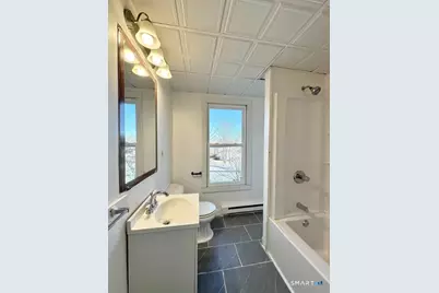 67 6th Street #1, Norwich, CT 06360 - Photo 5