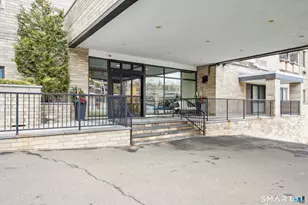 143 Hoyt St, Stamford, CT 06905 - Photo 3