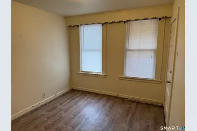 282 Front Avenue, West Haven, CT 06516 - Photo 9