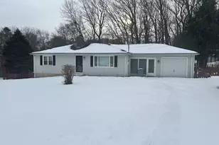 53 Knollwood Dr, Wolcott, CT 06716 - Photo 1