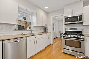 33 Purdy Rd E, Norwalk, CT 06850 - Photo 9