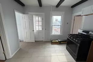 571 Baldwin St, Waterbury, CT 06706 - Photo 3