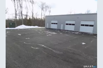 28 Lassy Court #3, Plymouth, CT 06786 - Photo 1