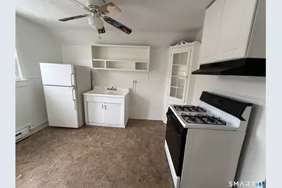 571 Baldwin Street, Waterbury, CT 06706 - Photo 3