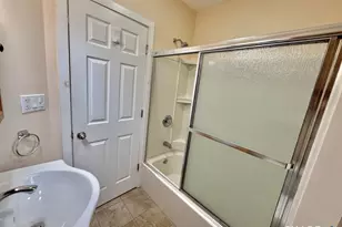 434 Washington Ave, West Haven, CT 06516 - Photo 11