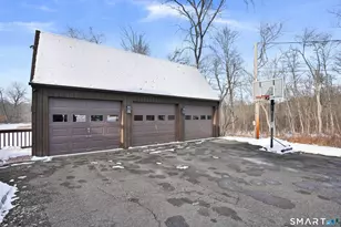 355 North St, Ridgefield, CT 06877 - Photo 33