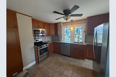 5 Vine Street, Milford, CT 06460 - Photo 3