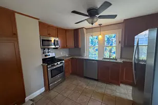 5 Vine St, Milford, CT 06460 - Photo 3