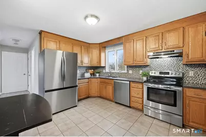 121 Grandview Street, Manchester, CT 06040 - Photo 5