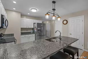 50 Richmond Rd, Putnam, CT 06260 - Photo 5